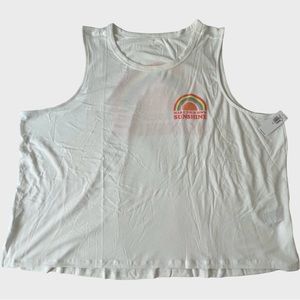 OLD NAVY Sleeveless UltraLite Cropped Graphic T-Shirt